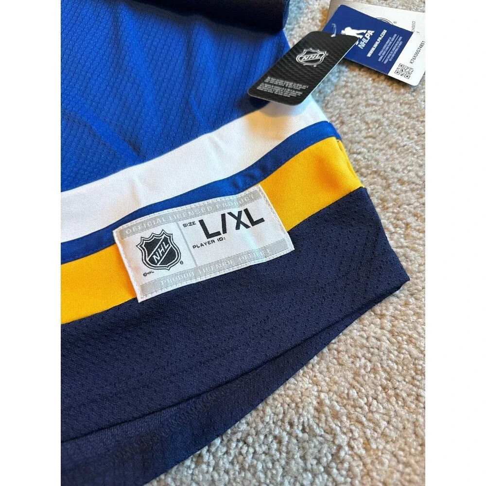 Jordan Binnington St. Louis Blues NWT NHL Youth Hockey Jersey Size L/XL